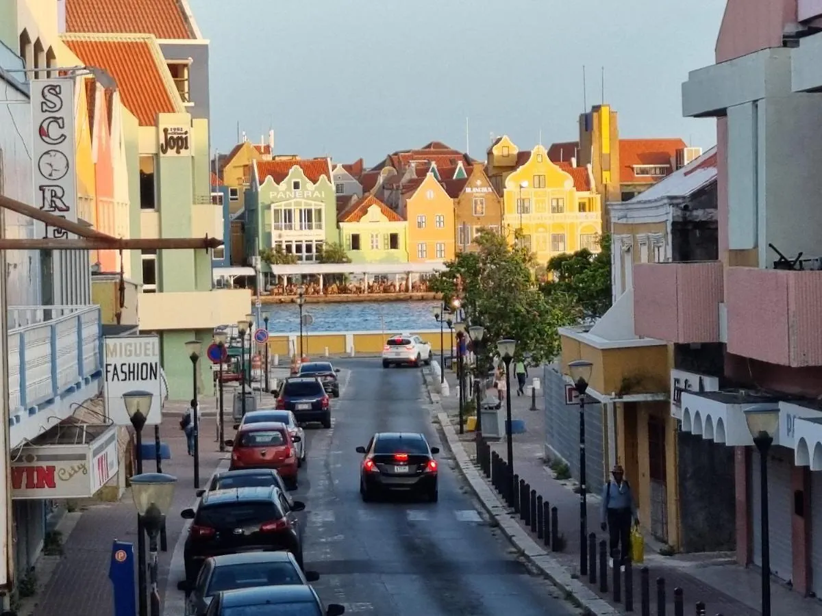 Gemstones Apartments Curacao